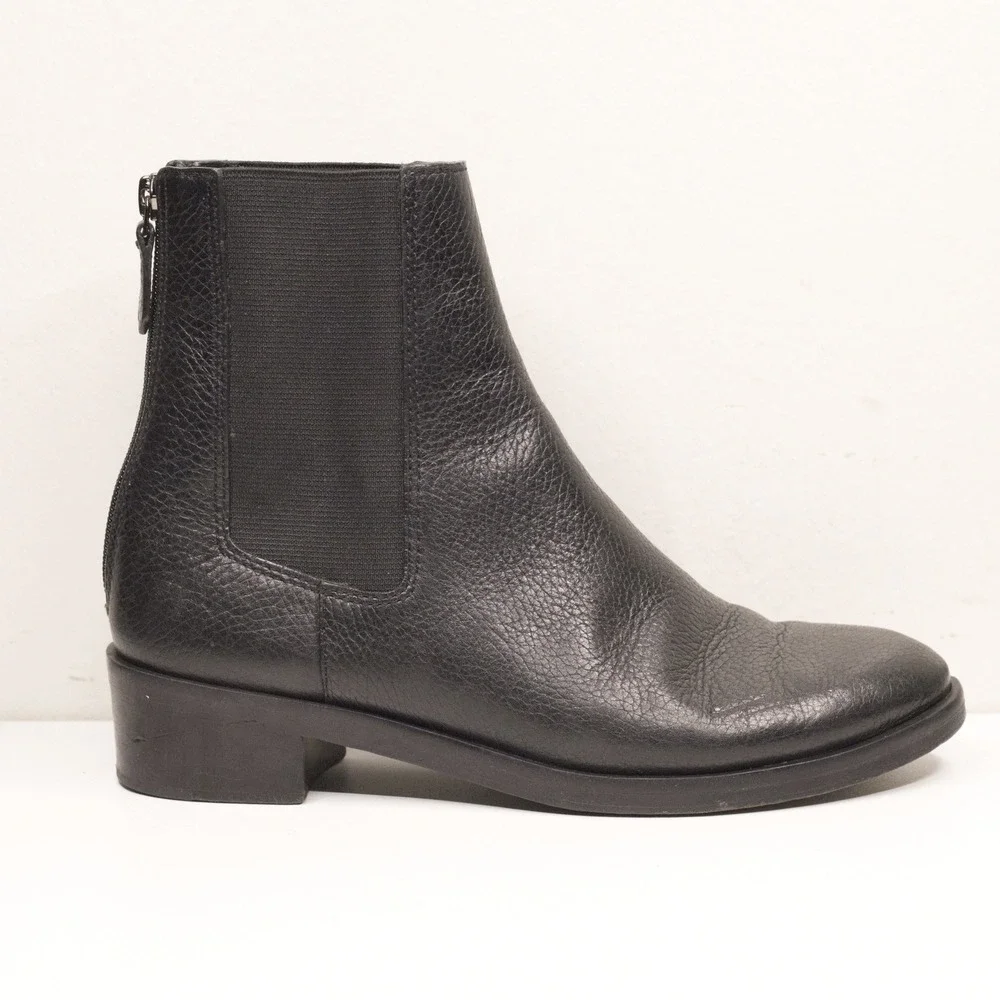 TORY BURCH Orsay Pebbled Leather‎ Chelsea Ankle Boots Back Zip Black Sz 8M